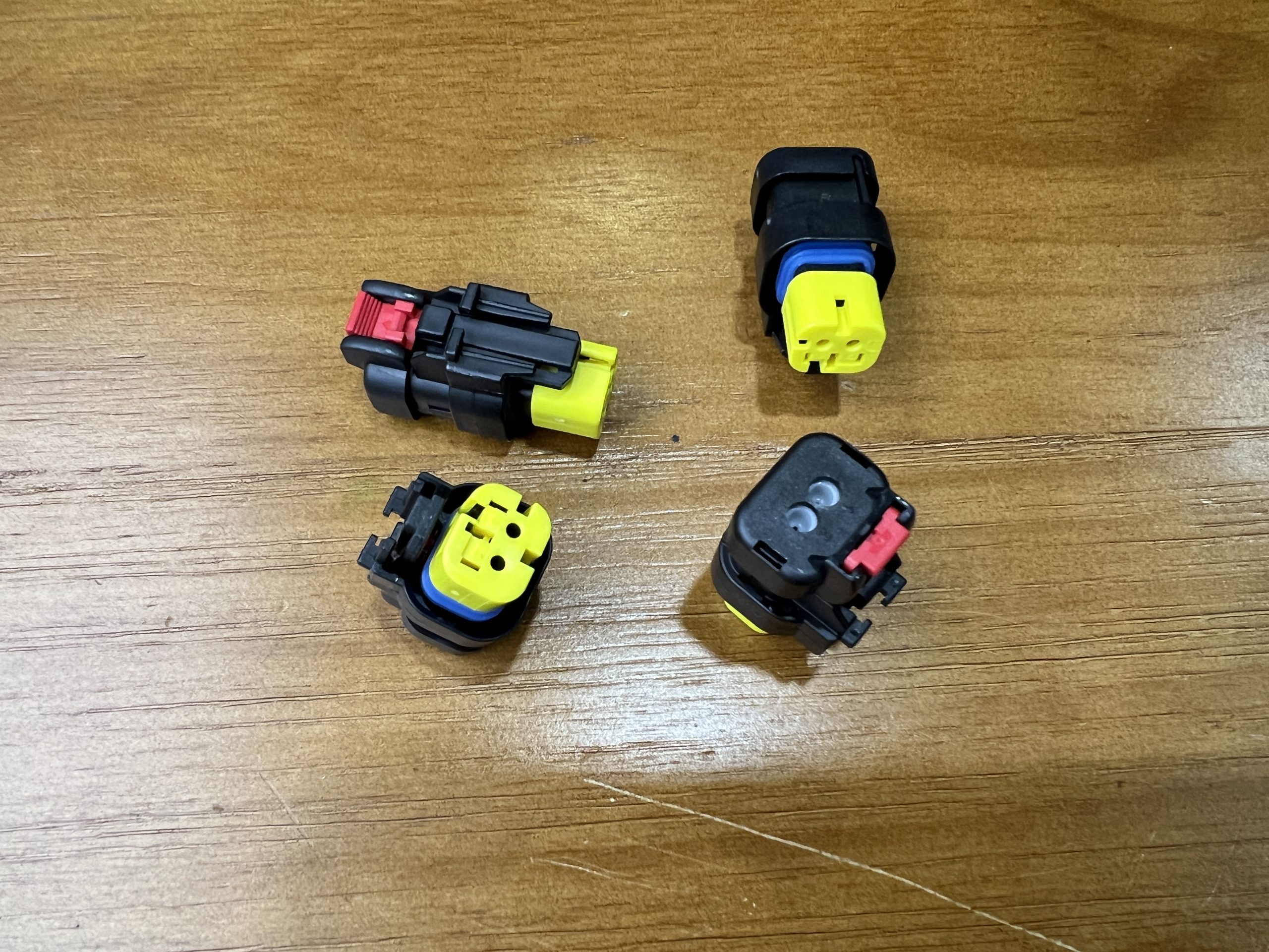 776522-3 TE Connectivity Deutsch Connectors