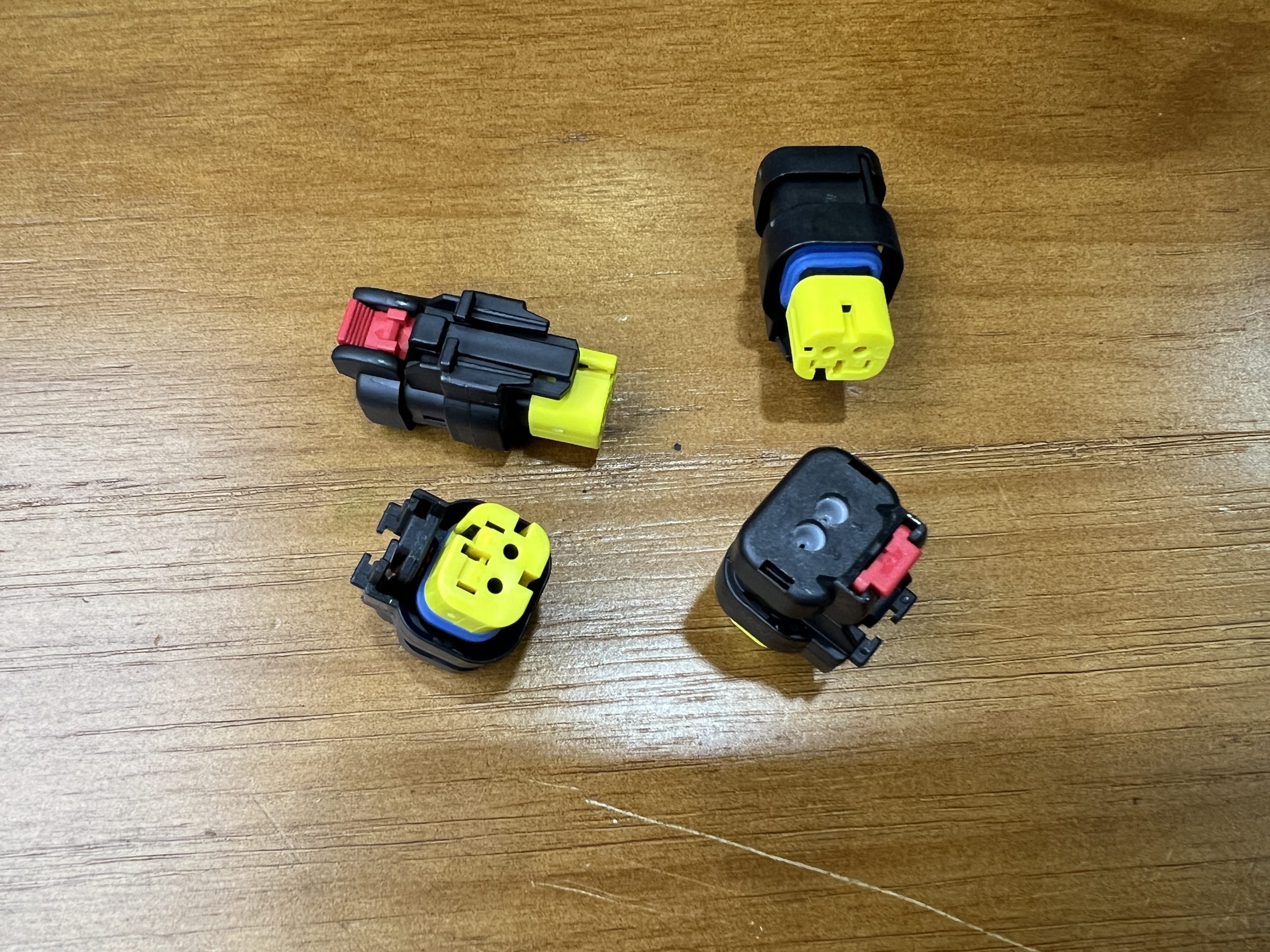 776522-3 TE Connectivity Deutsch Connectors